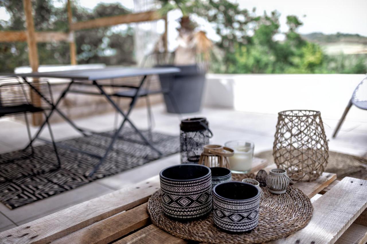 Nuitees Bohemes Bed & Breakfast Gajan  Ngoại thất bức ảnh