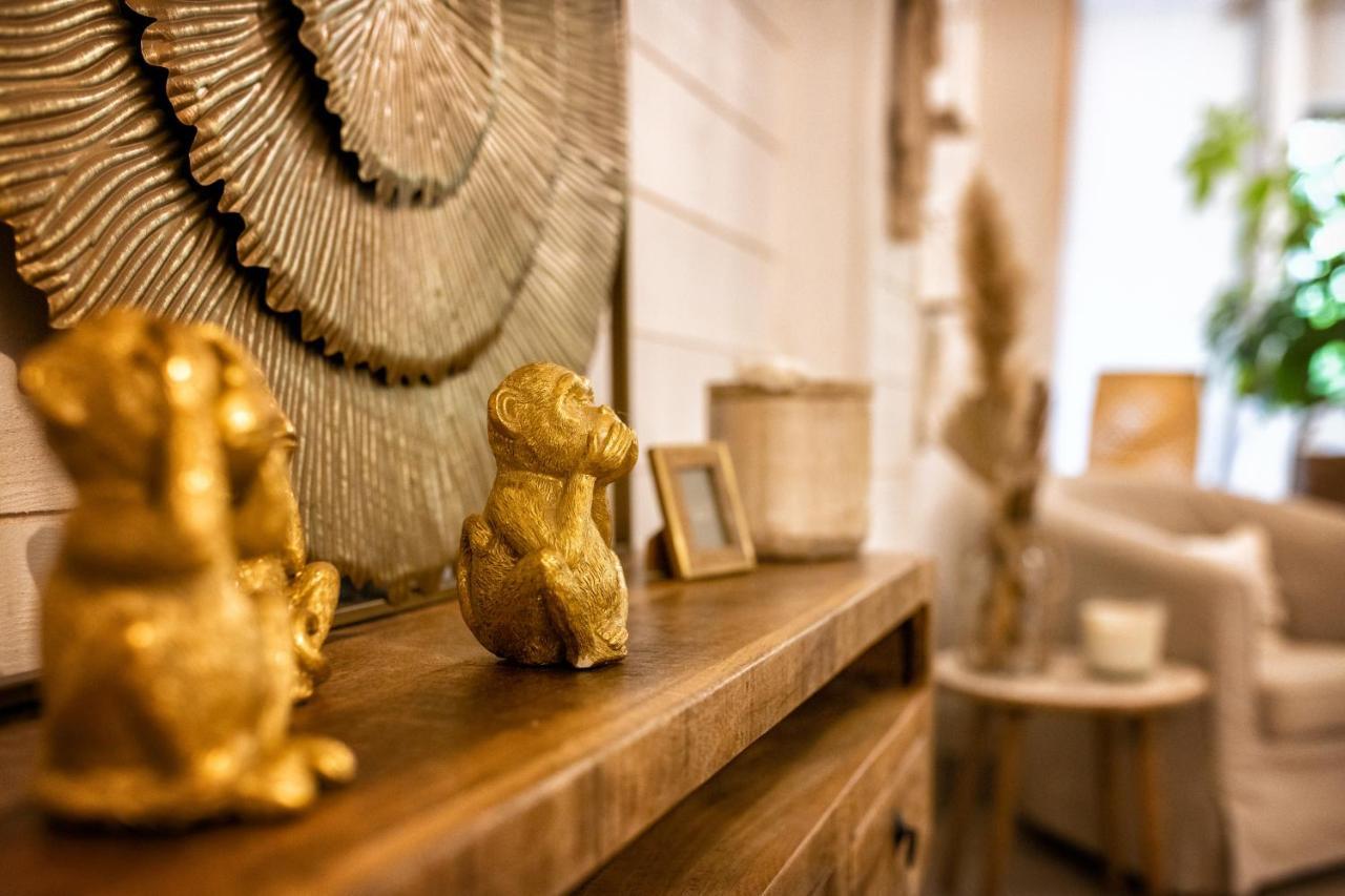 Nuitees Bohemes Bed & Breakfast Gajan  Ngoại thất bức ảnh