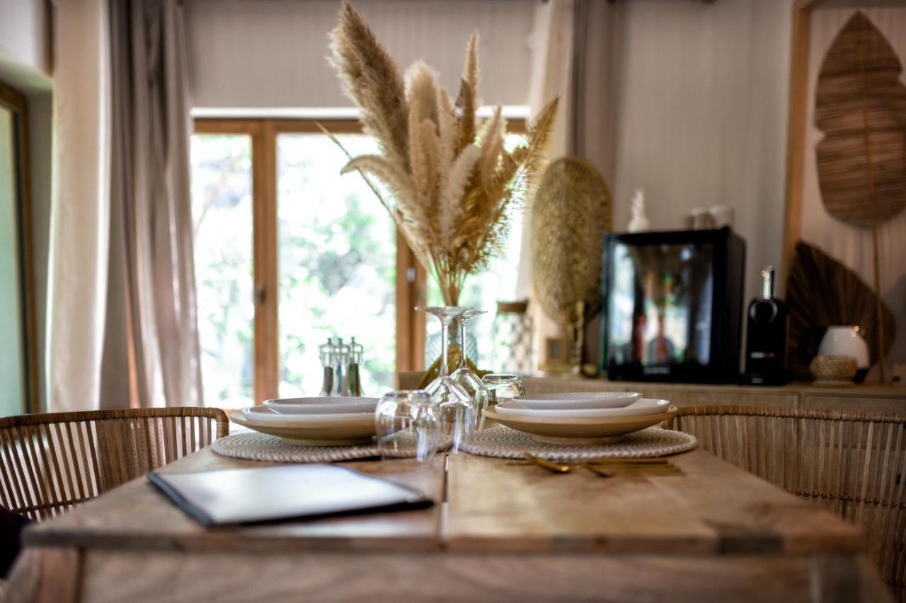 Nuitees Bohemes Bed & Breakfast Gajan  Ngoại thất bức ảnh